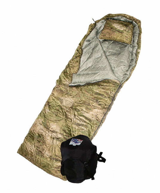 Wiggy's Hunter rectangular sleeping bag with hood in MultiCam